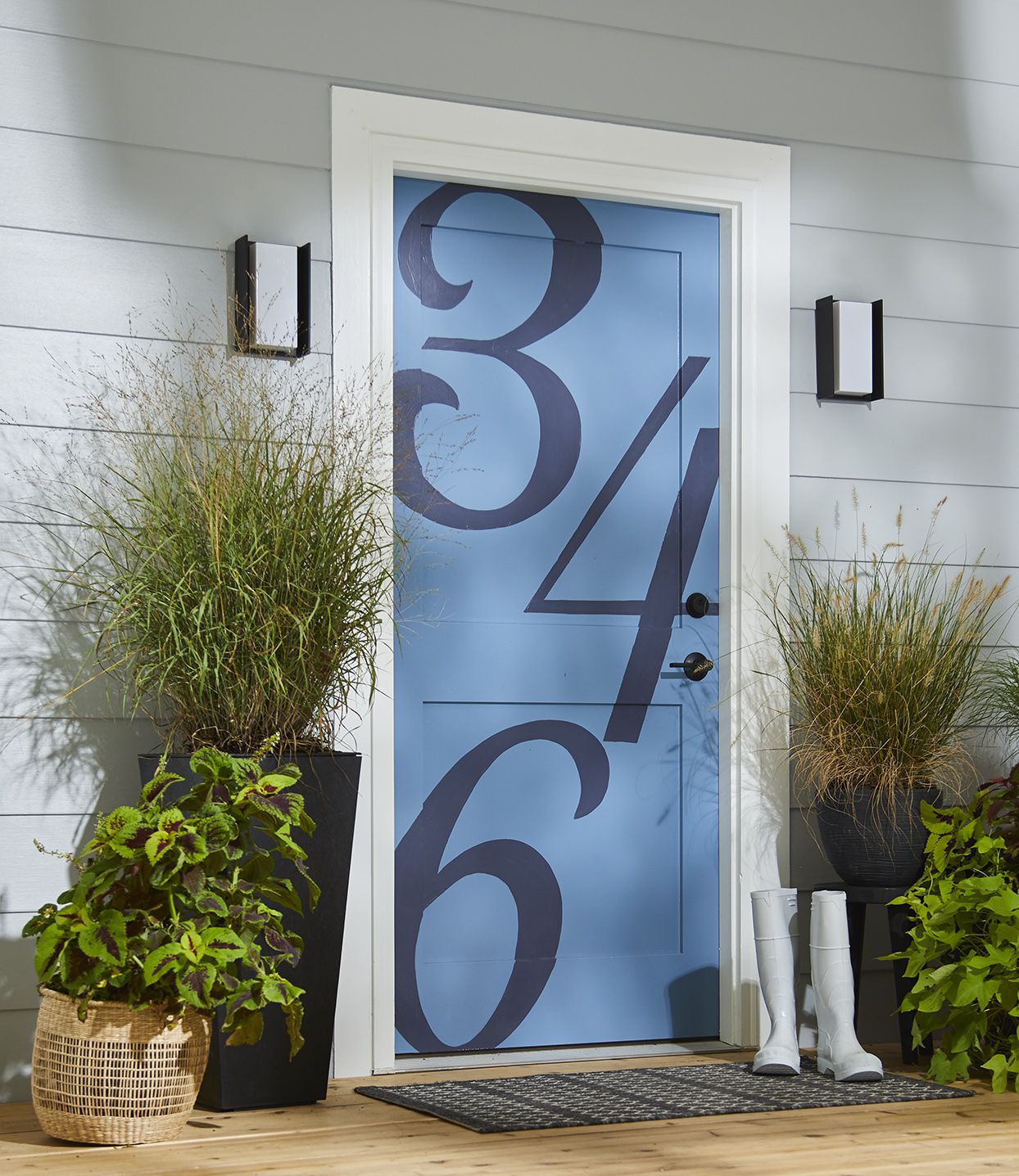 blue-door-large-house-numbers