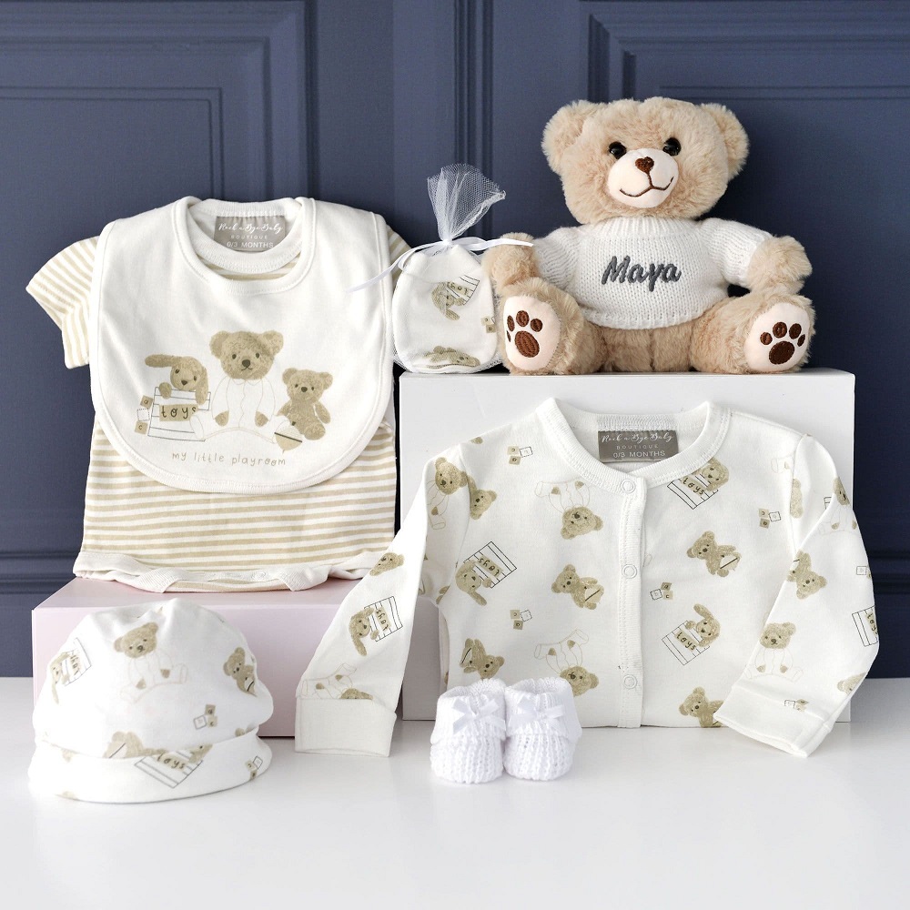 neutral baby clothes
