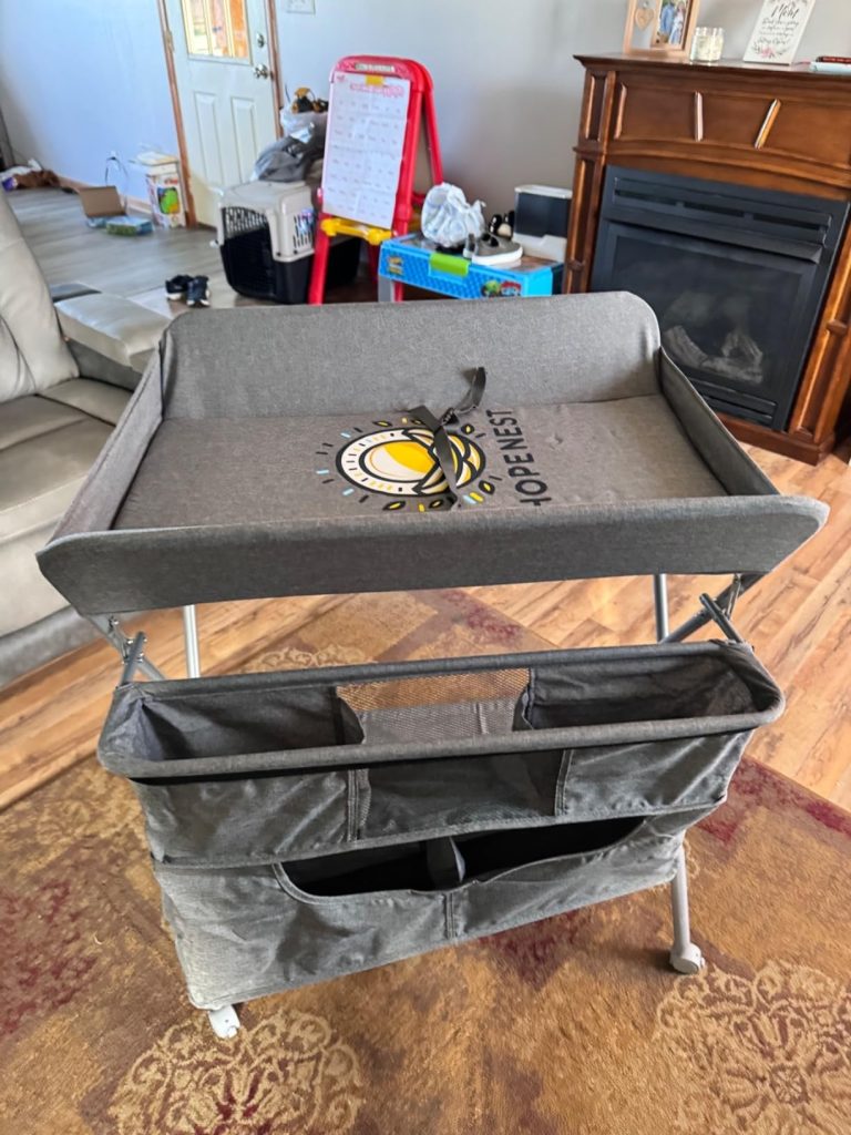 changing nappy table